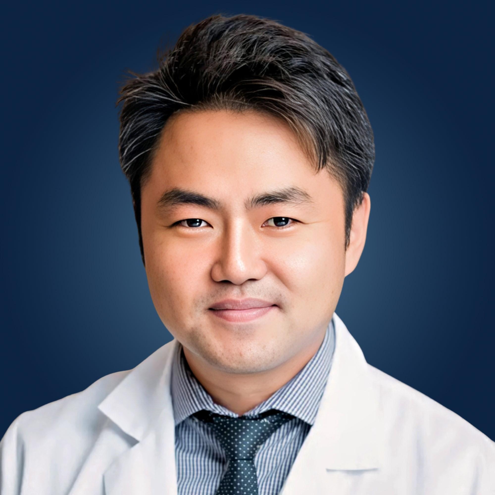 A dashing picture of Doctor Yoon